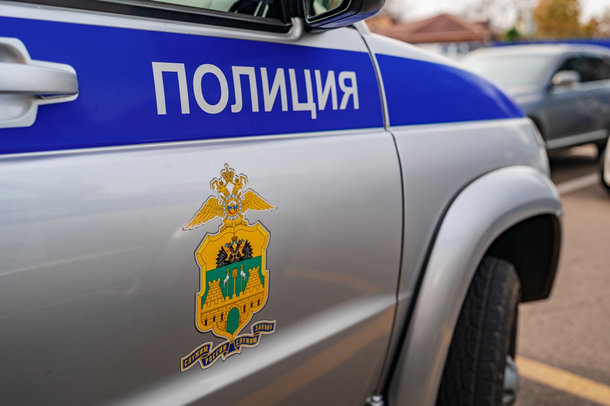 Автоинспекторы оштрафовали отца девятилетней девочки, управлявшей квадроциклом на Кубани