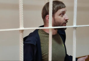 Блогера-сыроеда Лютого признали виновным в смерти сына