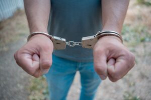 Мужчину за прогулки голышом в Краснодаре отправили в психбольницу