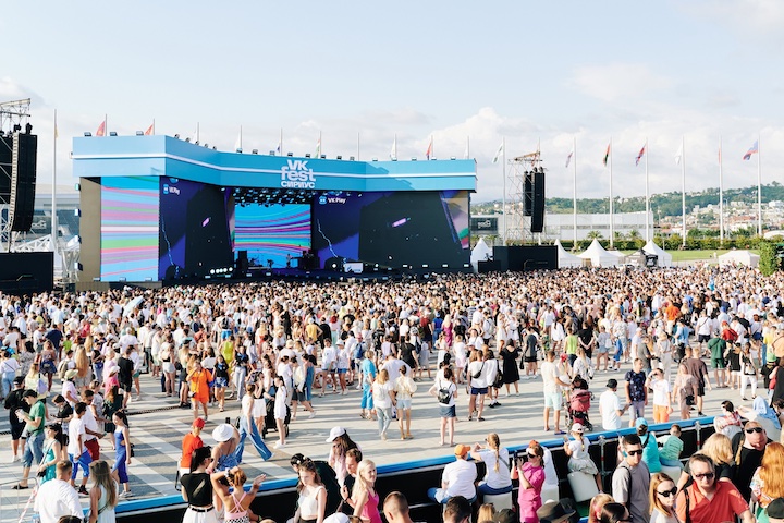 сцена.jpg сцена.jpg