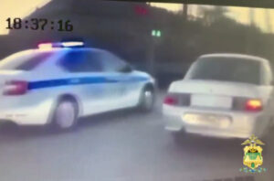 Погоня за наркодилером и жесткое задержание на Кубани попало на видео