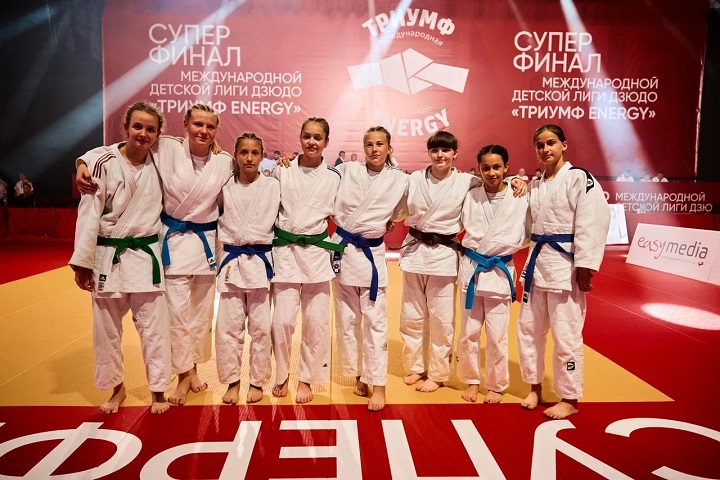 photo_2024-10-21_10-52-59.jpg Спортсменки самбисты Краснодарского края
