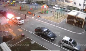 Еще одна машина сгорела на ул. Российской в Краснодаре