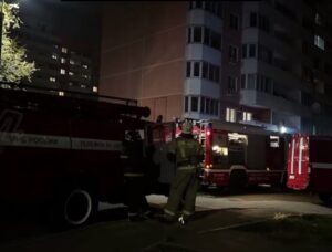 Пожар произошел в девятиэтажном доме в Армавире