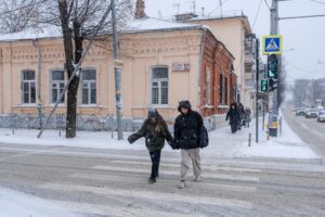 Мокрый снег и гололед: штормовое предупреждение объявлено в Краснодаре на 25 и 26 ноября