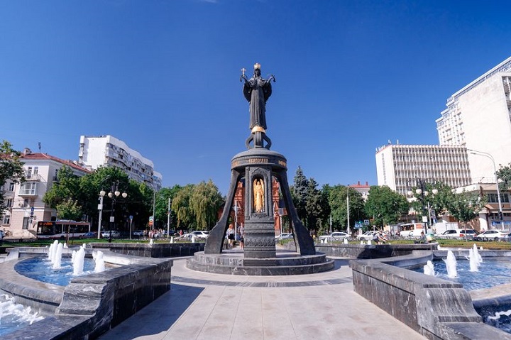 Улица Красная в Краснодаре 