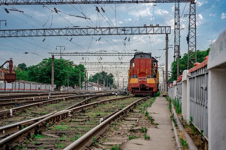 PCVR-4097.jpeg Железнодорожный состав на вокзале в Краснодаре