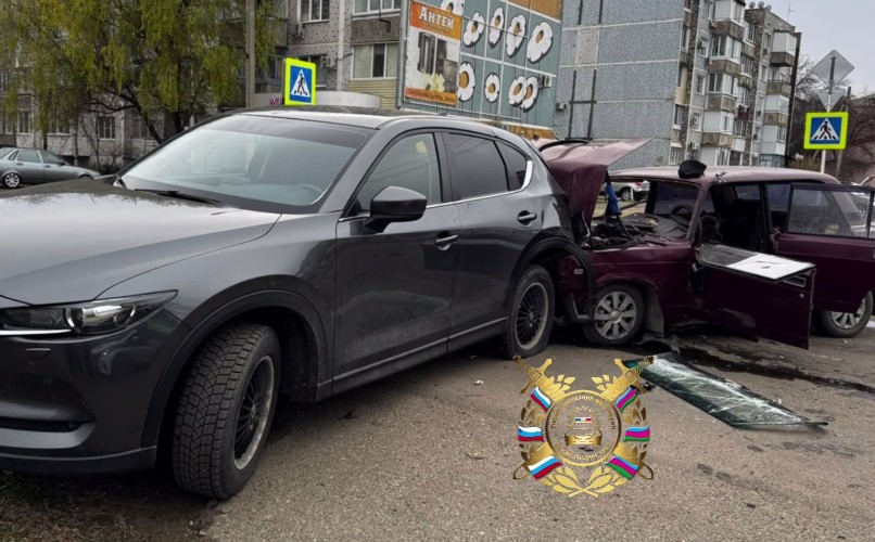 Мужчина с сердечным приступом протаранил две машины на Кубани и умер