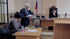 Жительница Кубани ответила рублем за избиение дочери