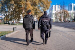 Полиция и прокуратура устанавливают обстоятельства драки школьниц в Краснодаре