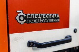 Пожарные машины стянулись к ТРЦ на окраине Краснодара