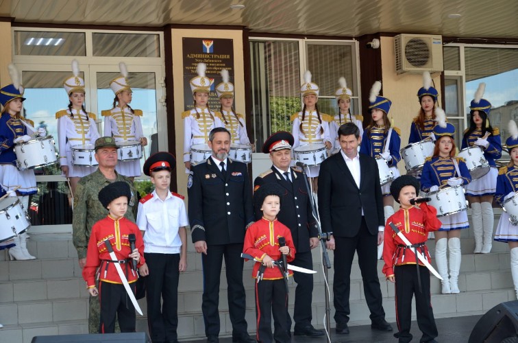 Масштабный форум «Быть казаком» торжественно открылся в Усть-Лабинске