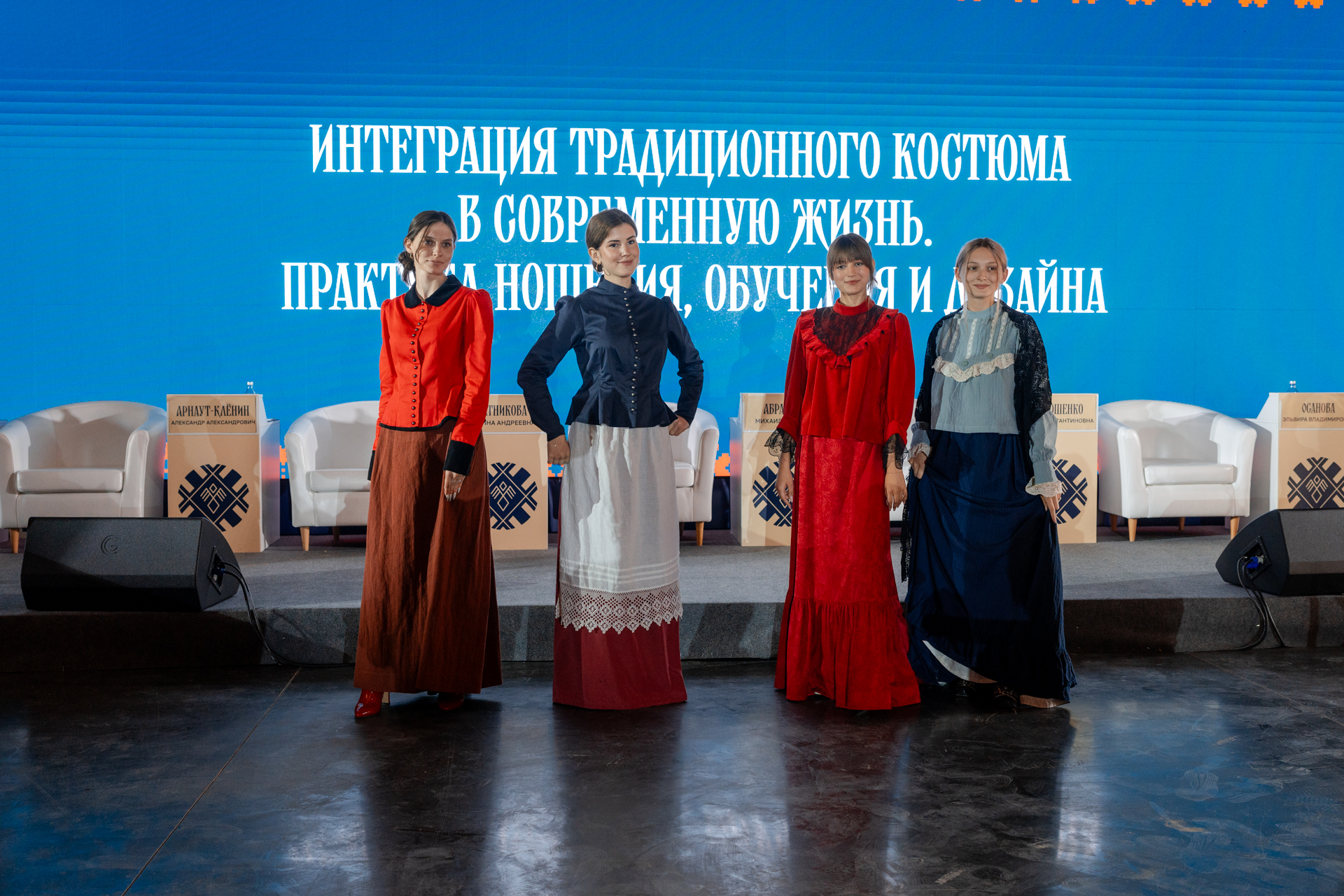 Фоторепортаж: «Александровская крепость-2025» в Усть-Лабинске и на хуторе Аргатов — От як гуляют казаки (день второй)
