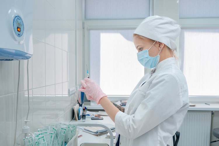 Дефицит работников здравоохранения составил 7,5 тысячи человек на Кубани