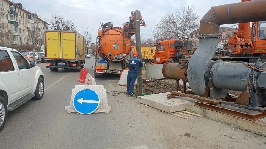 Провал коллектора произошел в центре Краснодара