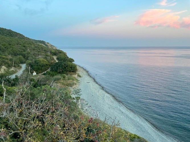 Только море: топ-5 самых безлюдных пляжей Краснодарского края