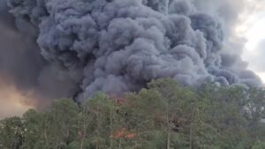 Мощный пожар в Краснодаре 22 июля