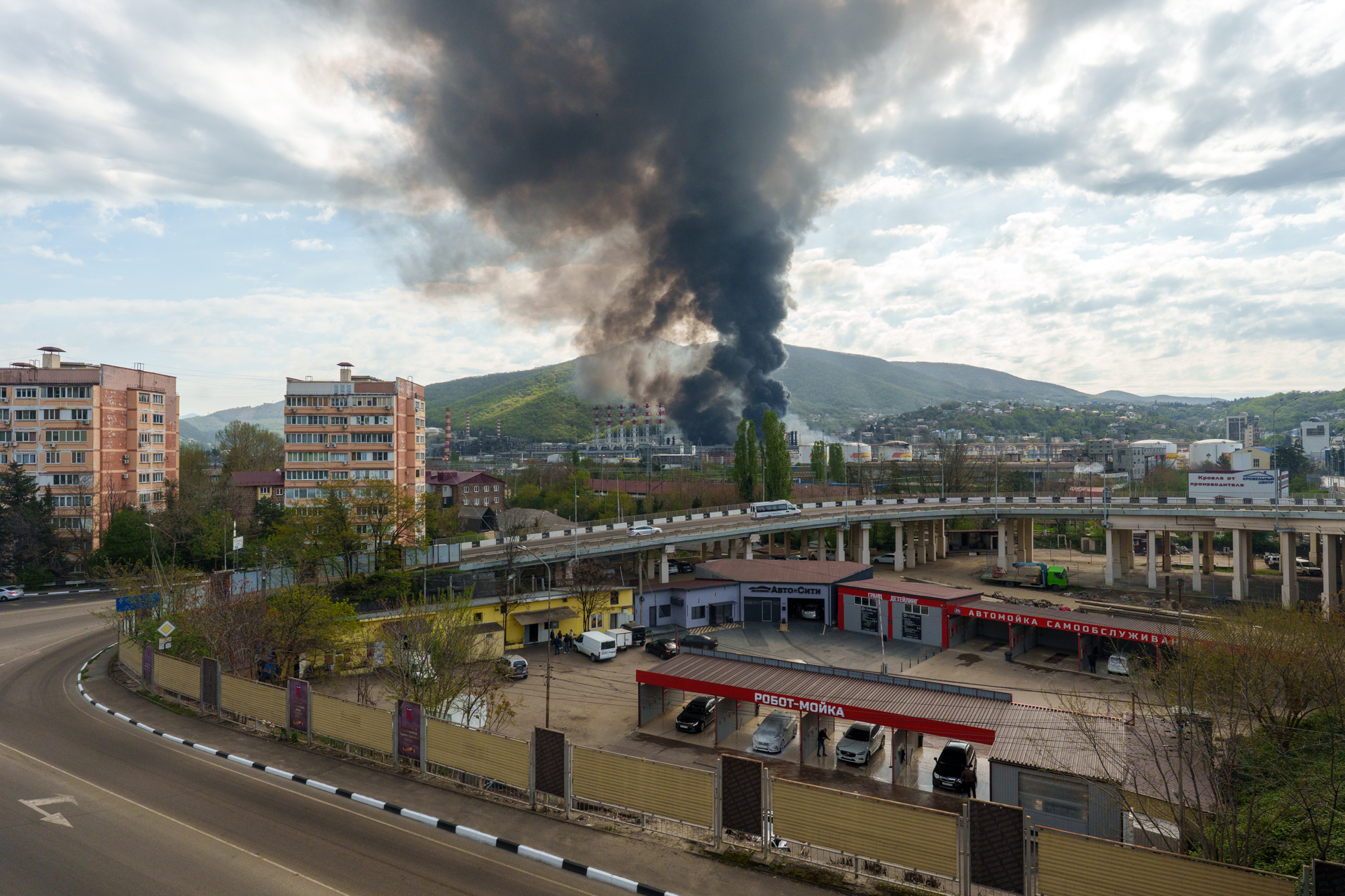 Пожар на НПЗ в Туапсе