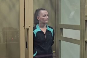 Виновная в убийстве сына выслушивает приговор