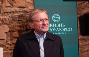 Борис Титов