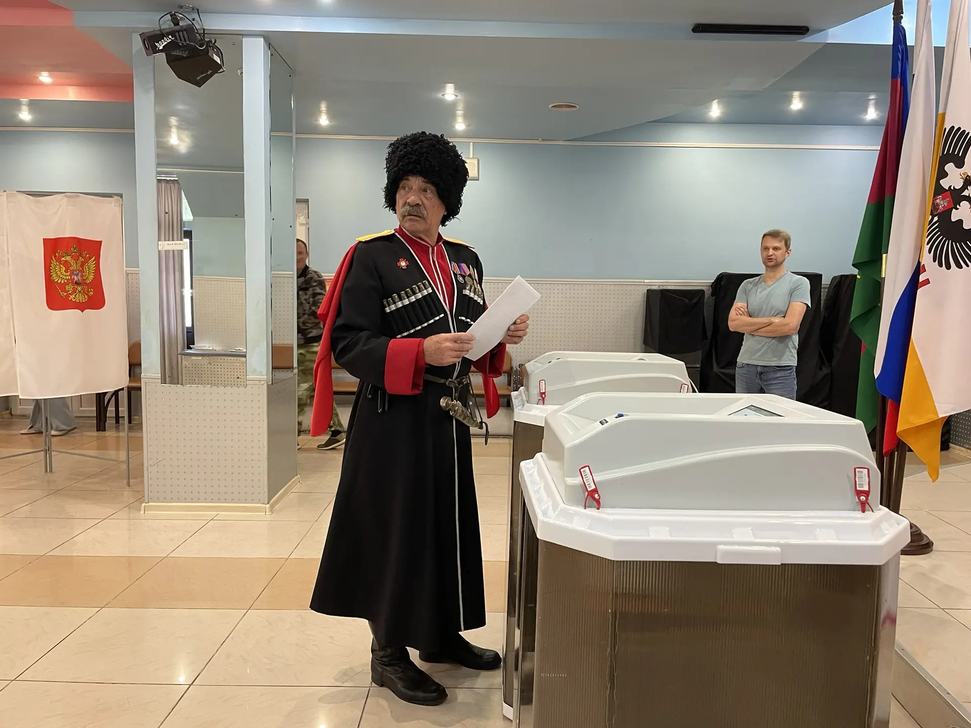 Казак на выборах не знает за кого голосовать
