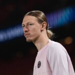 Бывший вратарь «Краснодара» Матвей Сафонов претендует сразу на две престижные награды