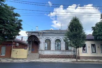 Старинный дом на Октябрьской в Краснодаре