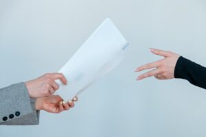 Платный или гарантийный ремонт: разбираем права потребителя по пунктам