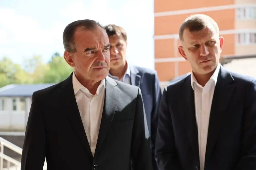Наумов и Кондратьев