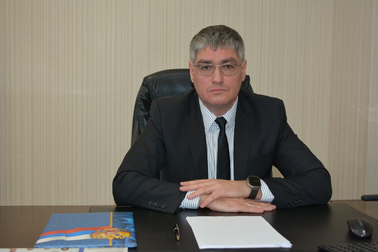 Мэн Новокубанска Александр Минин